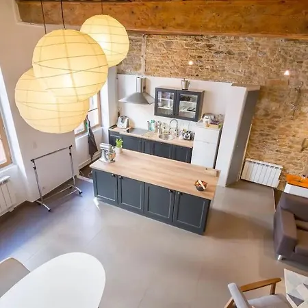Apartment Loft Au Coeur De Croix-rousse - Pour 2 Pers Lyon